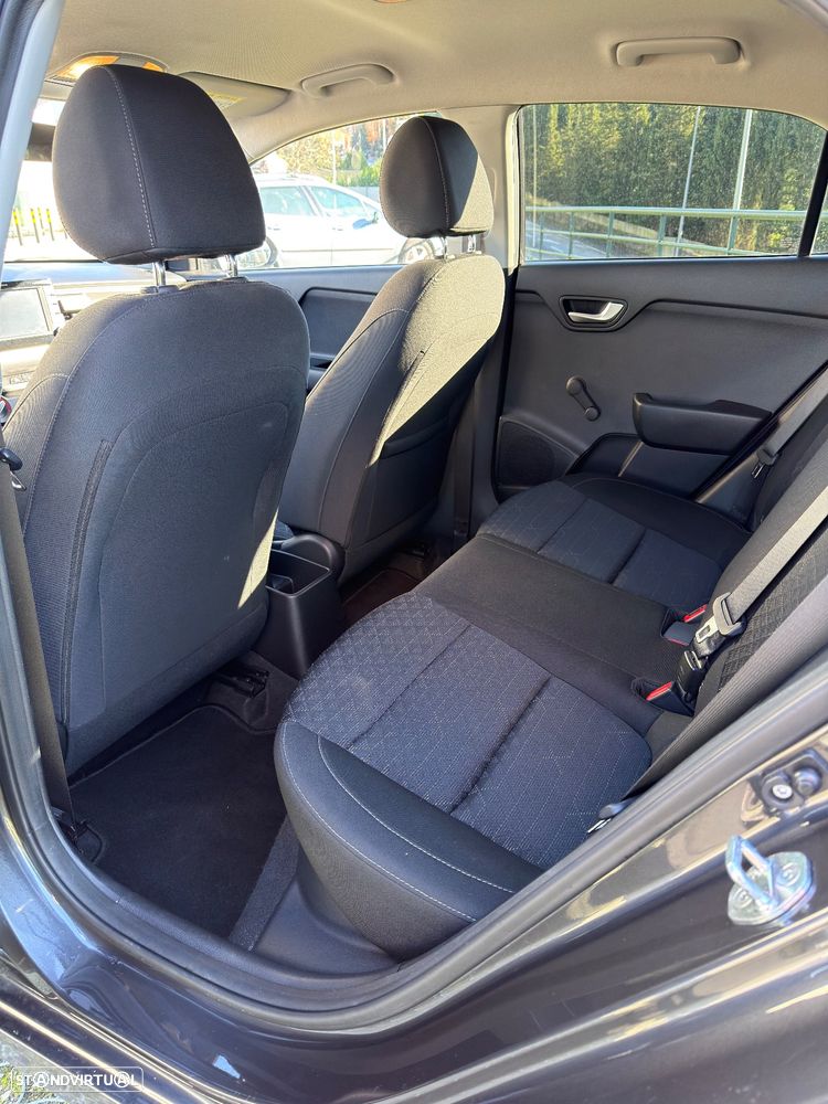 Kia Rio 1.2 CVVT Urban - 19