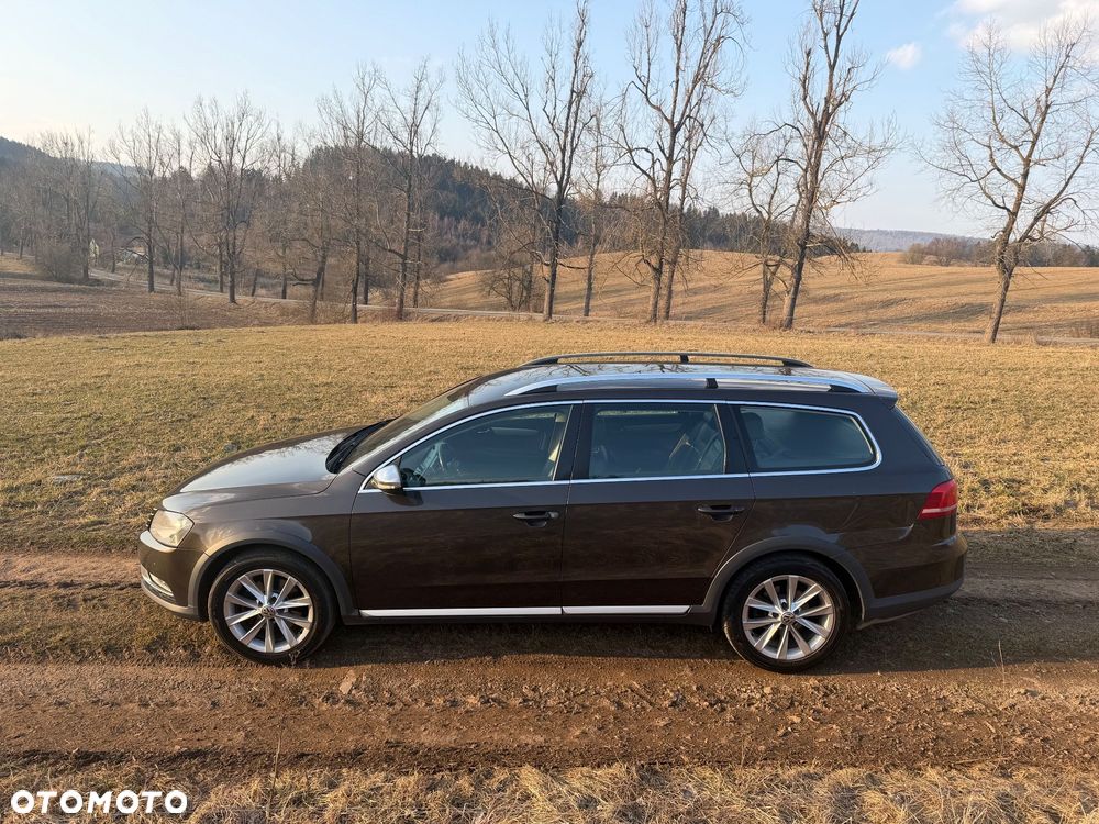 Volkswagen Passat 2.0 TDI Comfortline DSG - 1