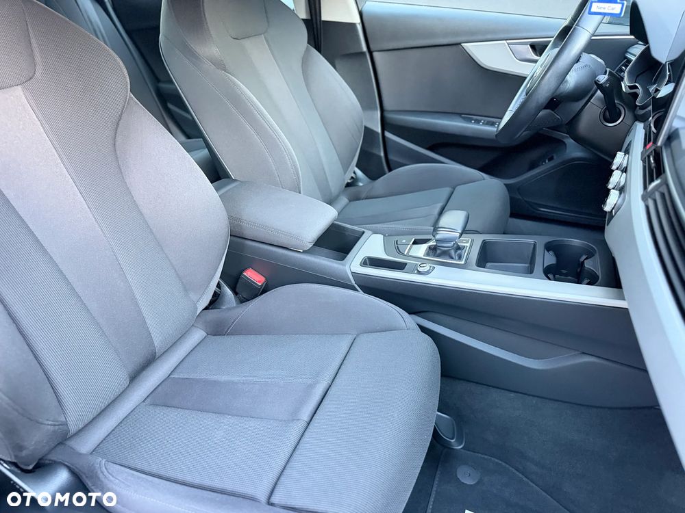 Audi A4 Avant 30 TDI S tronic advanced - 36