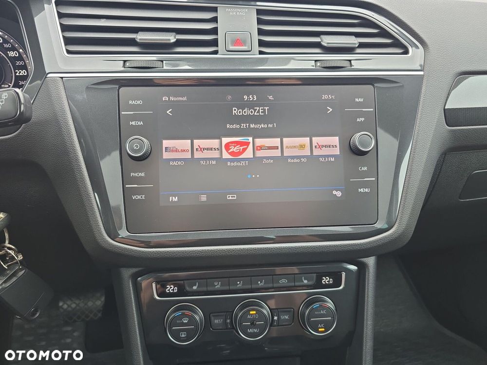 Volkswagen Tiguan - 19