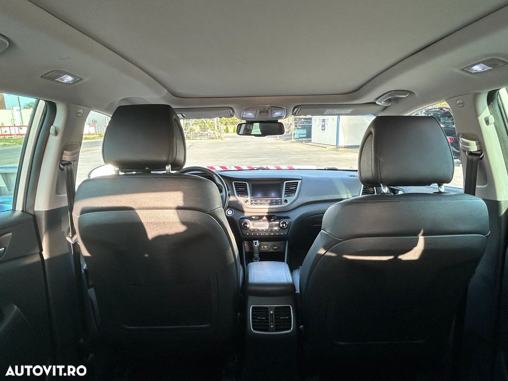 Hyundai Tucson 2.0 CRDI 4WD 6AT Luxury+ - 9
