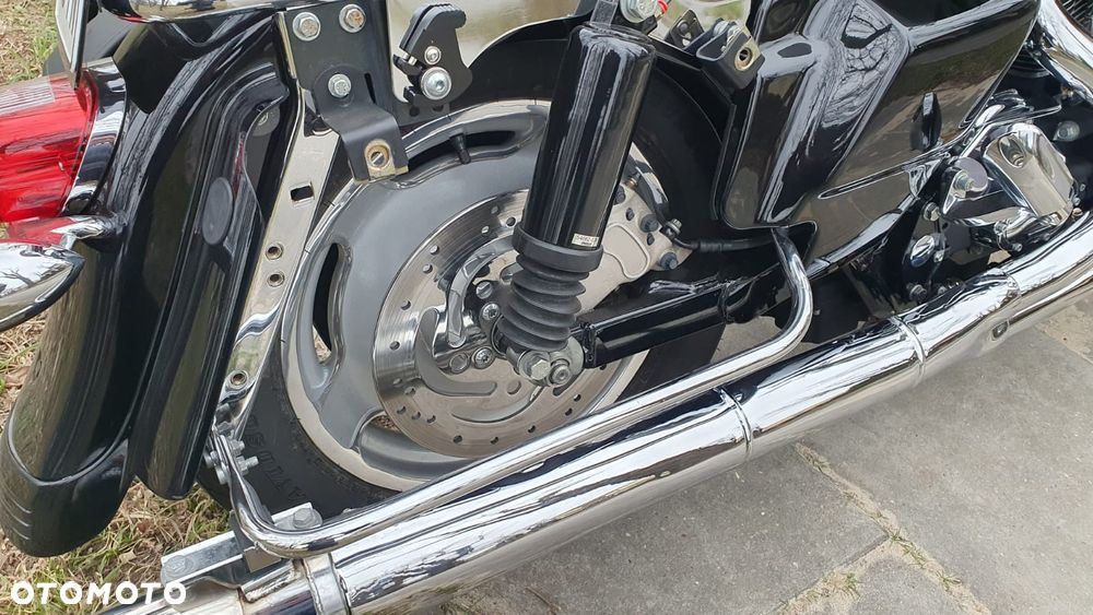 Harley-Davidson Touring Road King - 10