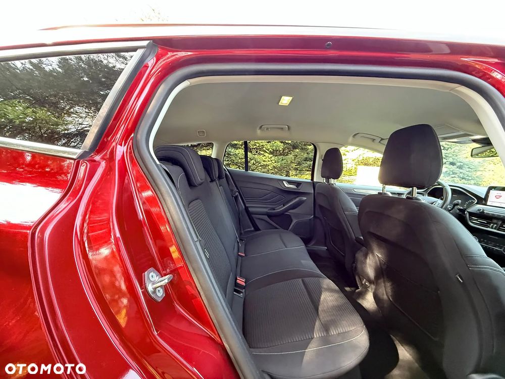 Ford Focus 1.5 EcoBoost Titanium X - 31
