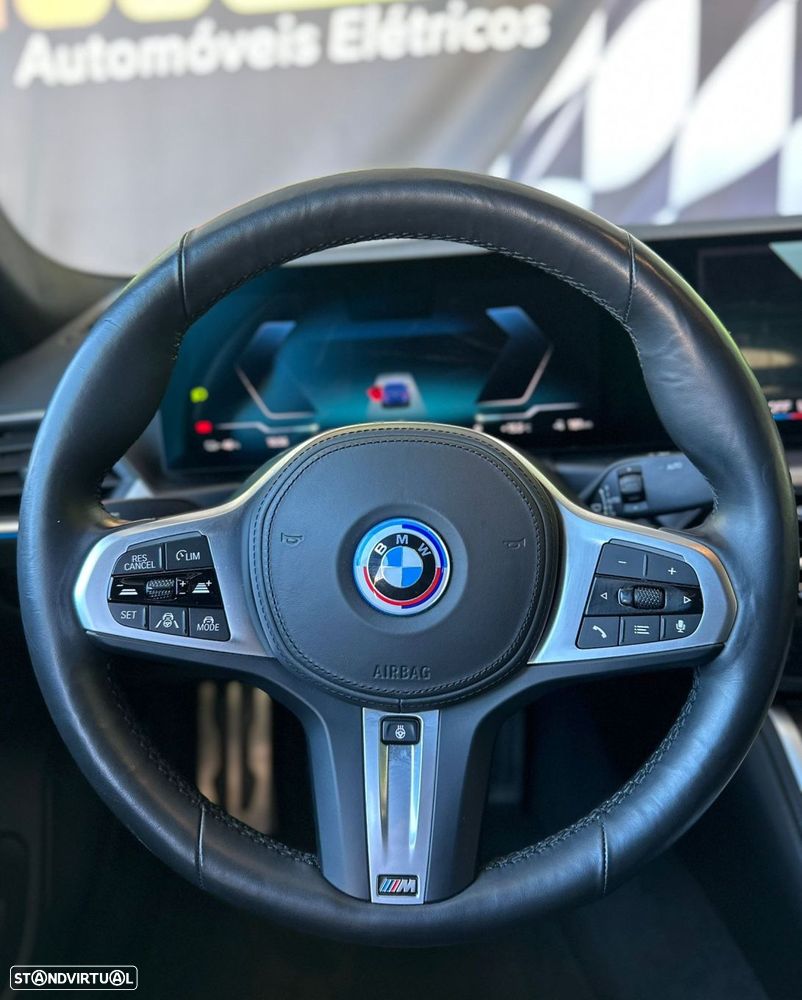 BMW i4 eDrive40 Pack Desportivo M - 25