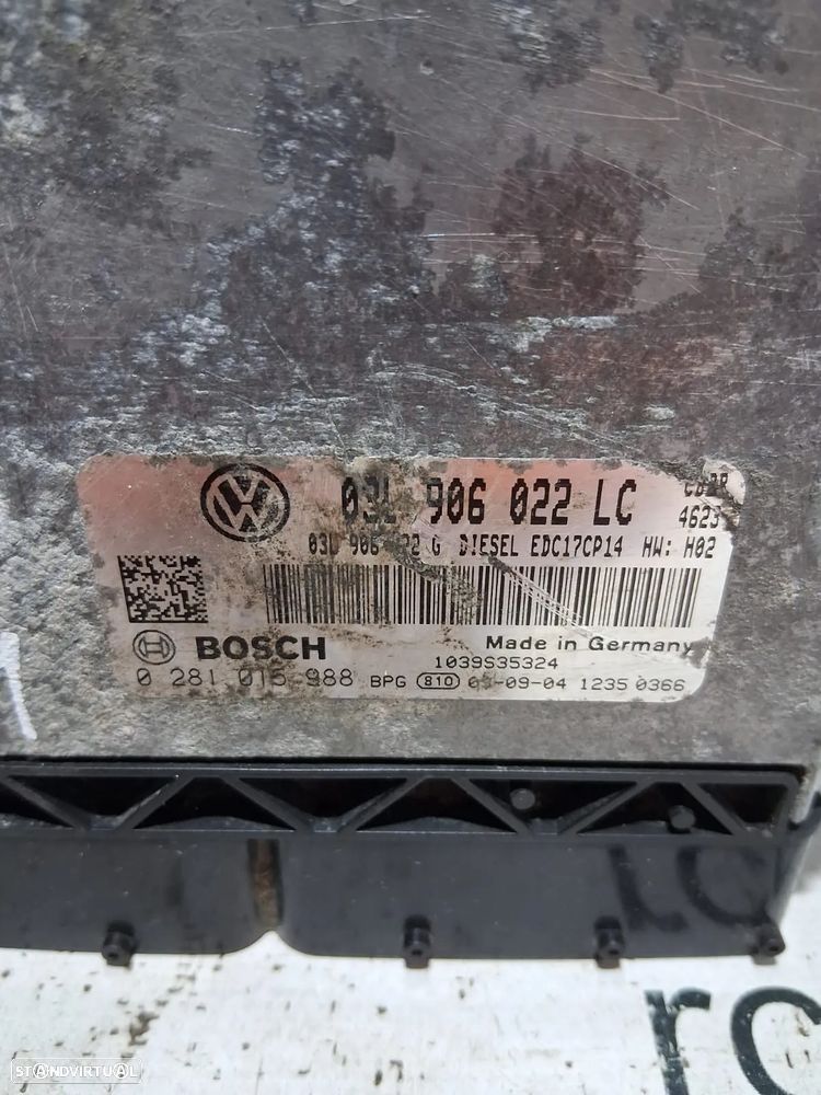 .Centralina Motor Bosch VAG VW Volkswagen Scirocco 2.0 TDi CBB 03L 906 022 LC / 0 281 015 988 / EDC17CP14 - 3