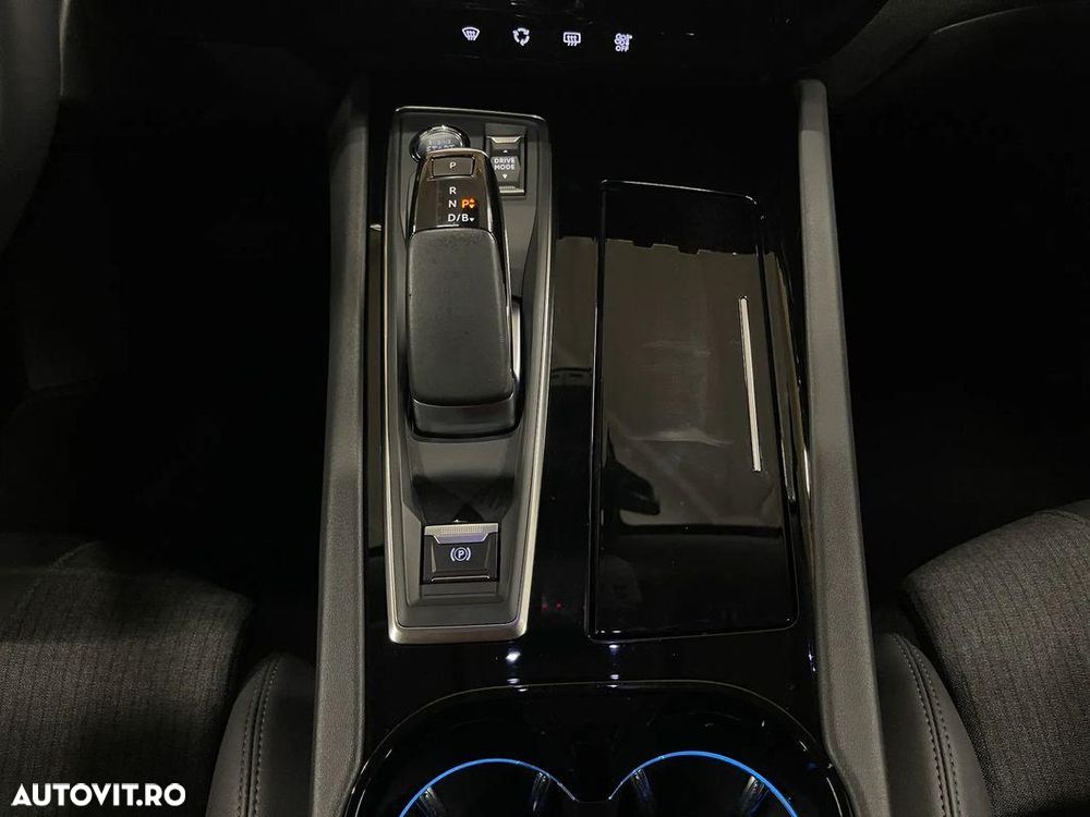 Peugeot 508 PHEV 225ch EAT8 Allure Pack - 26