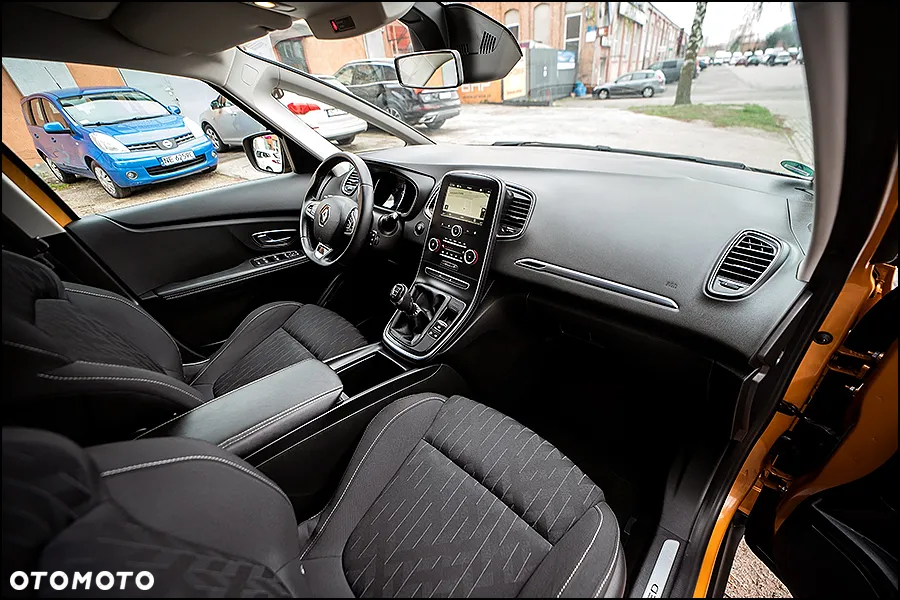 Renault Scenic ENERGY TCe 115 LIMITED - 17