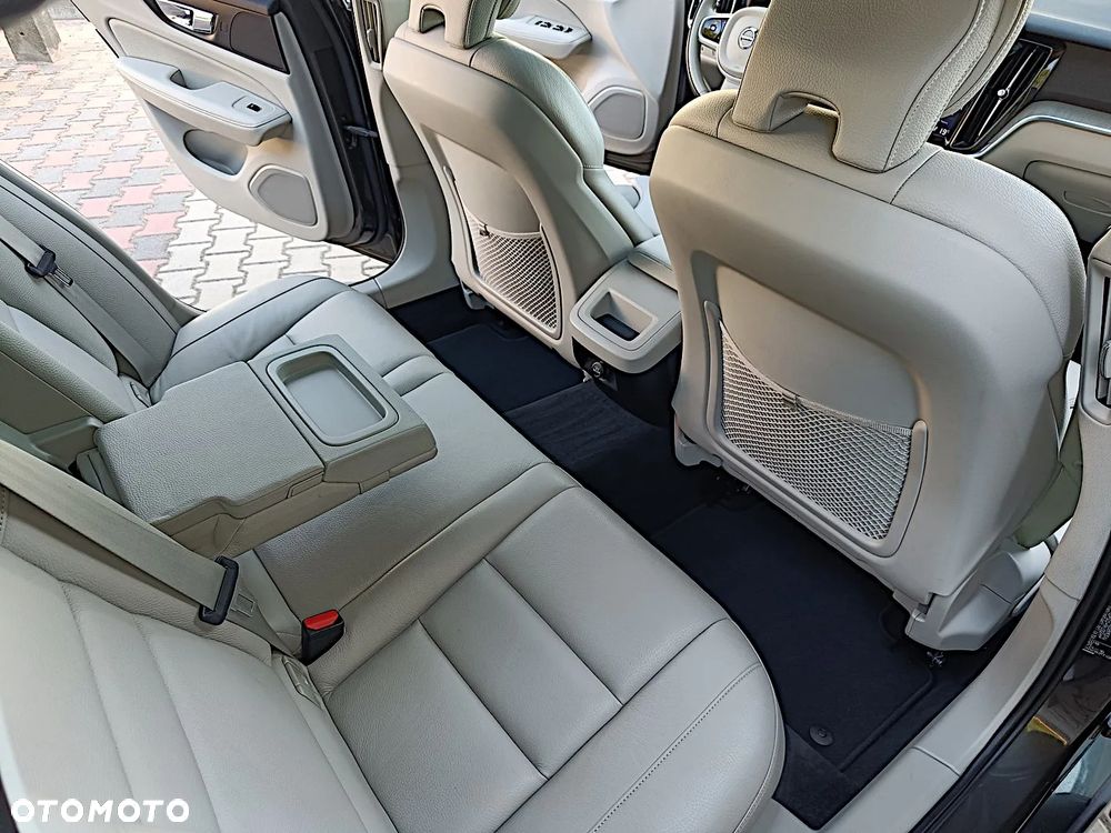 Volvo V60 D4 Geartronic Inscription - 27