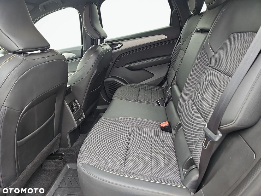 Renault Arkana 1.3 TCe mHEV Techno EDC - 12