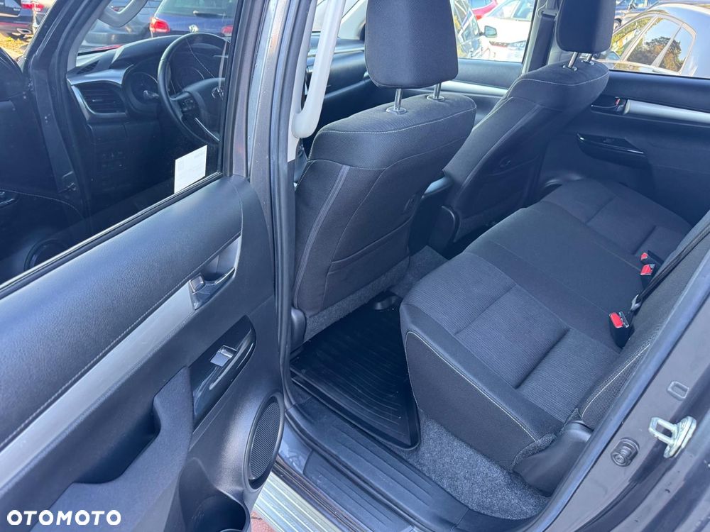 Toyota Hilux 2.4 D-4D Double Cab DL 4x4 - 18