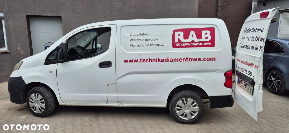 Nissan NV200 - 1
