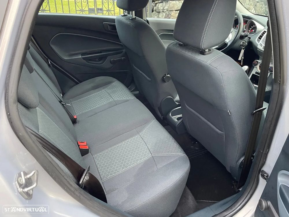 Ford Fiesta 1.6 TDCI Titanium - 5