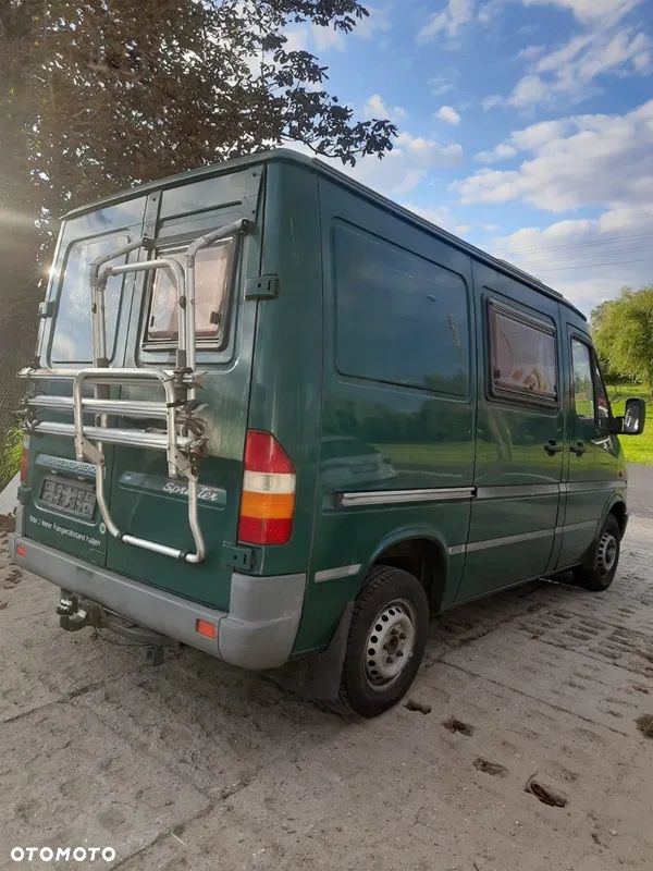 Mercedes-Benz Sprinter - 2