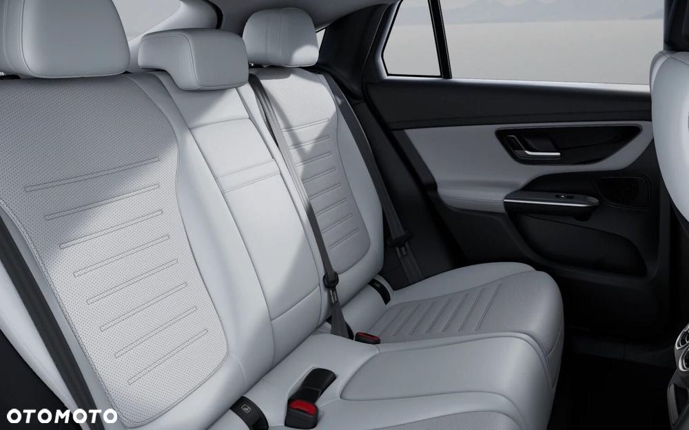 Mercedes-Benz GLC - 7