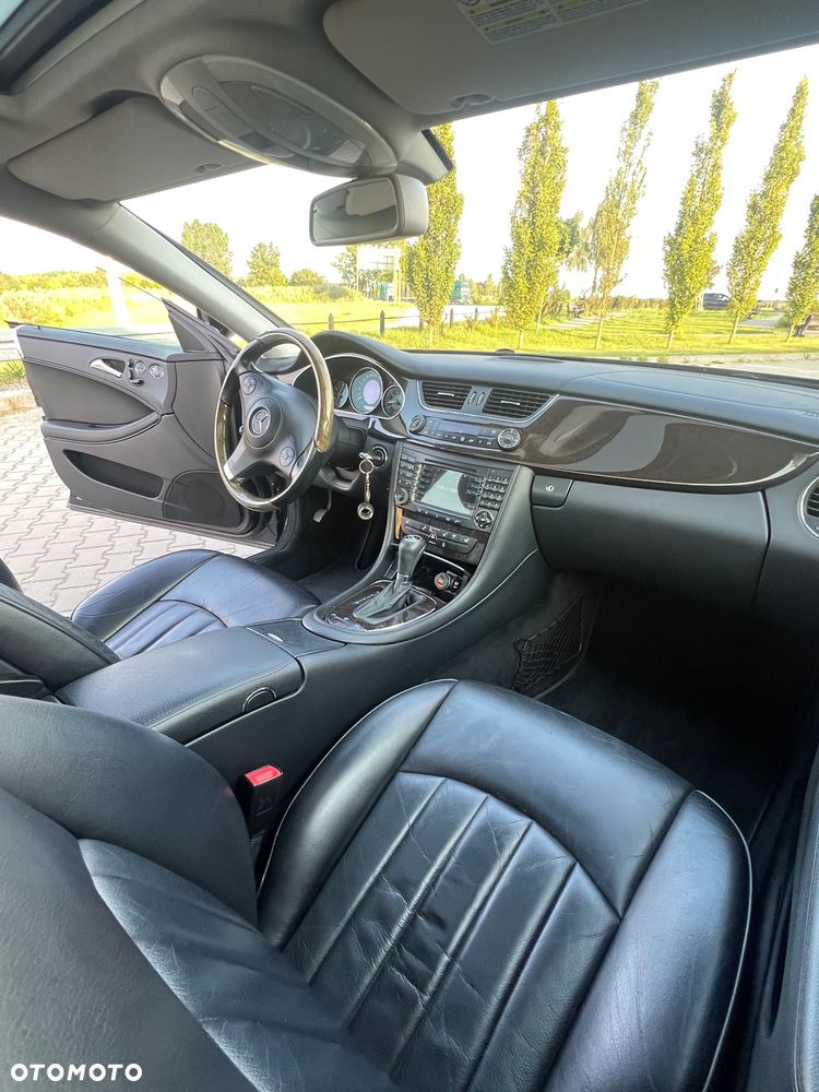 Mercedes-Benz CLS - 21