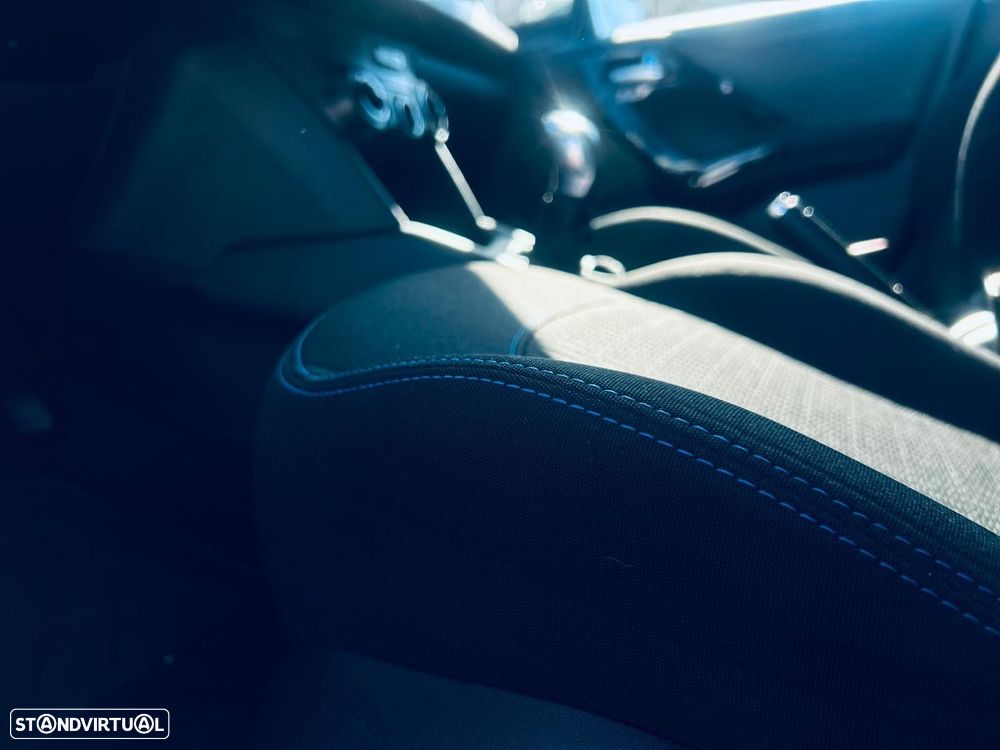 Peugeot 208 1.2 PureTech Active - 33
