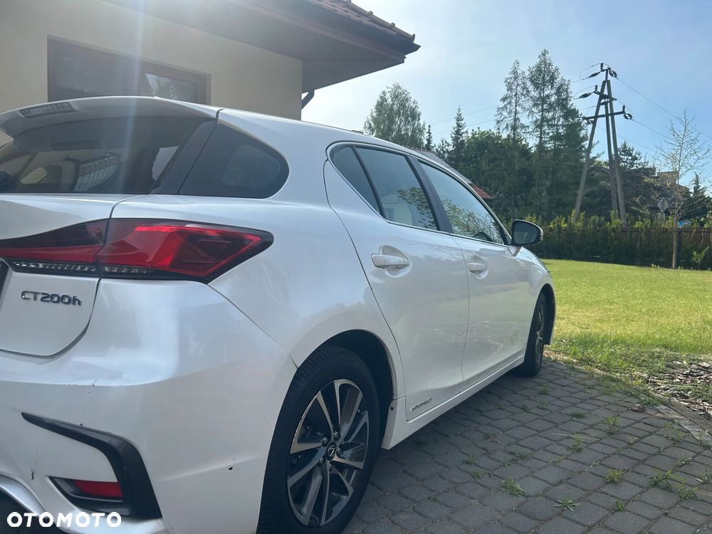 Lexus CT 200h Business - 2