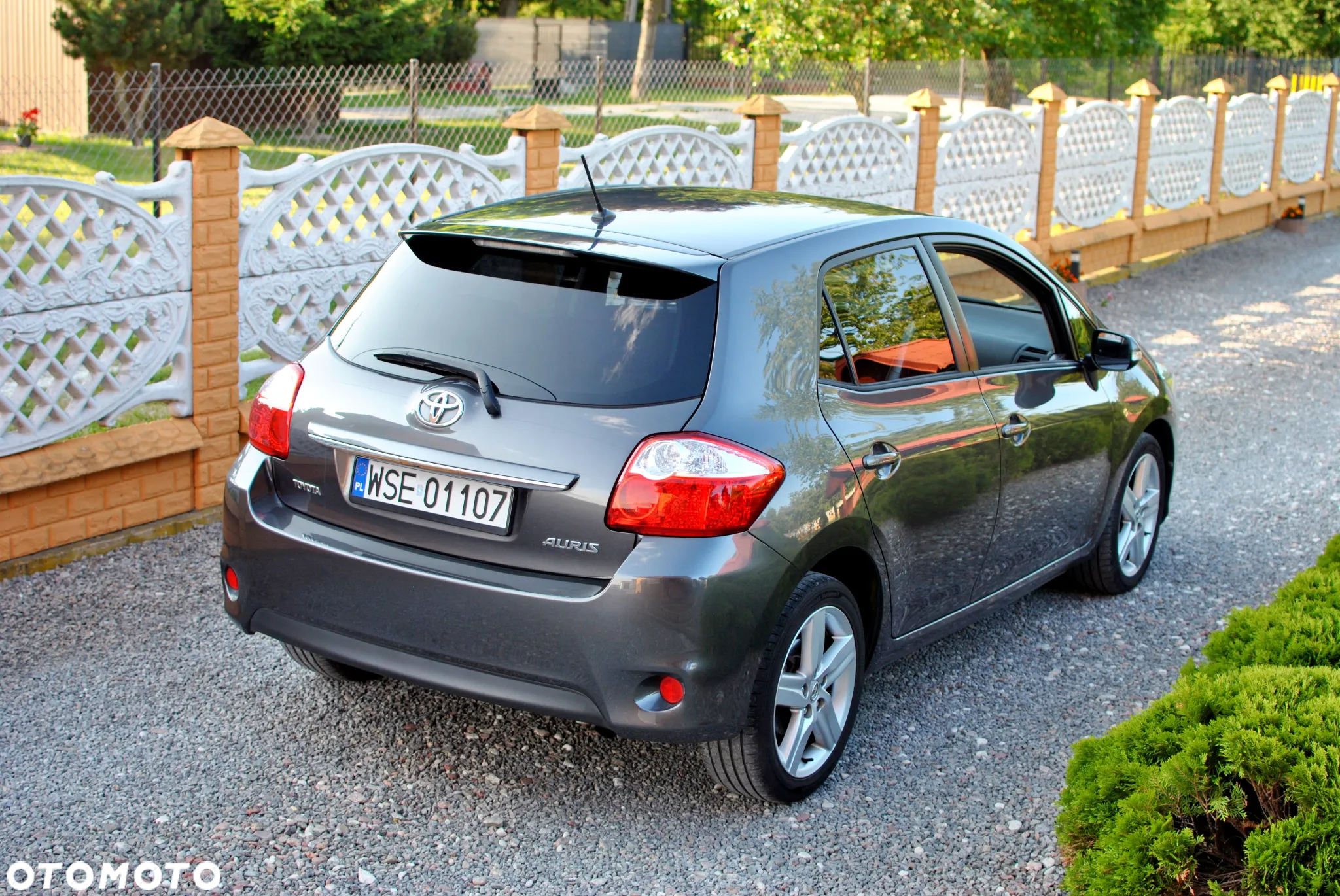 Toyota Auris 1.6 Selection - 6