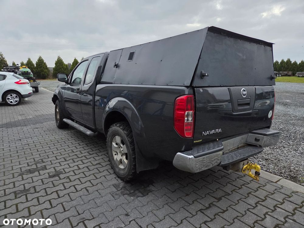 Nissan Navara 2.5 TDi Base / XE - 7