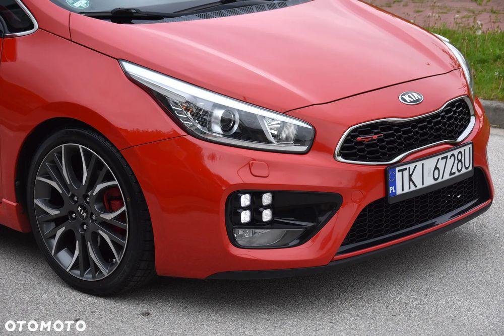Kia Ceed 1.6 T-GDI GT-Challenge - 13