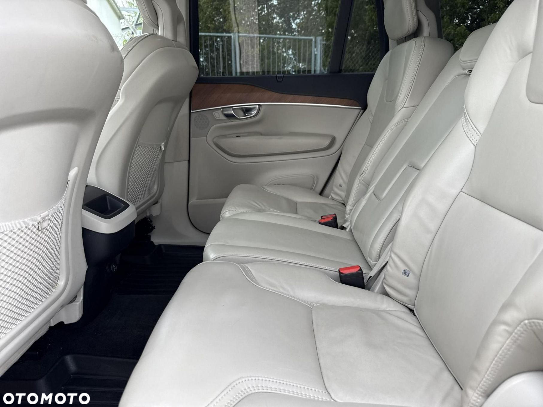 Volvo XC 90 - 12