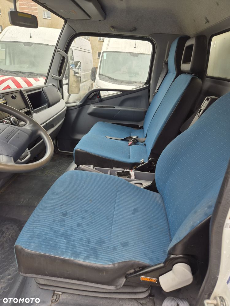 Mitsubishi Fuso Canter 3C15 - 11