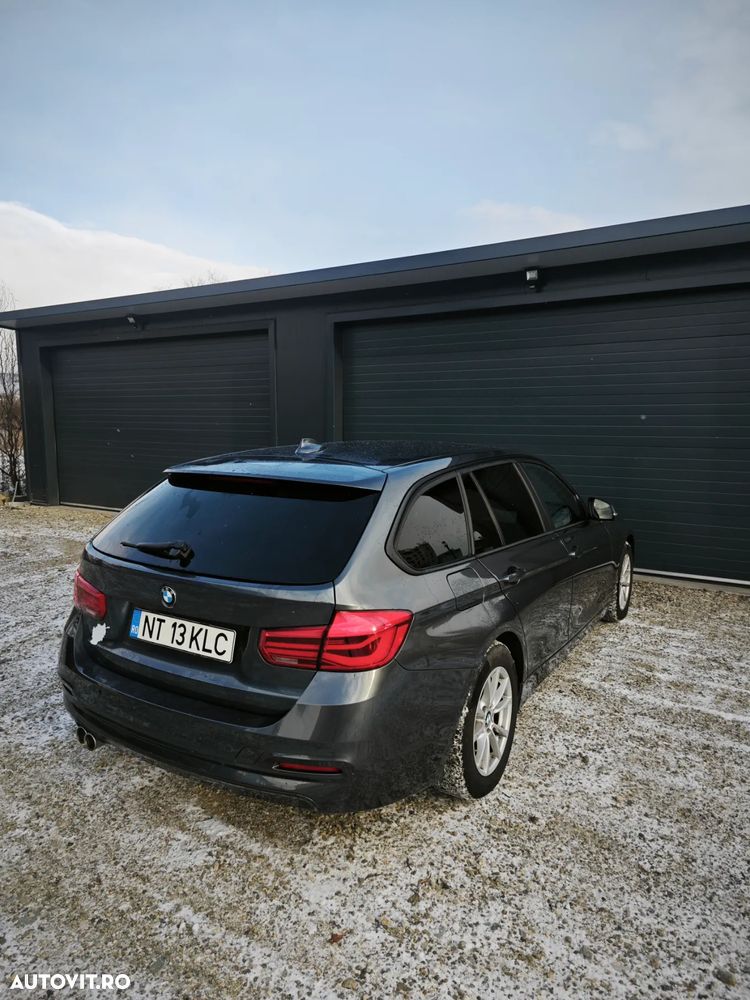 BMW Seria 3 320d Touring Aut. Sport Line - 3