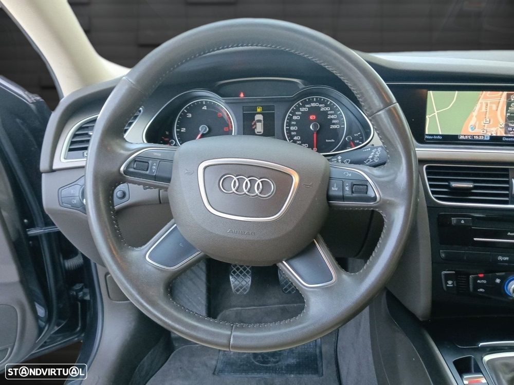 Audi A4 Avant 2.0 TDI exclusive - 8