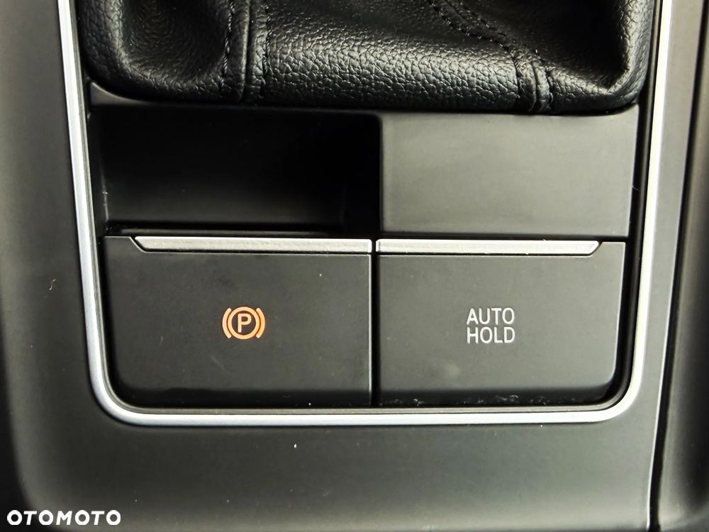 Volkswagen Golf 2.0 TDI Life - 39
