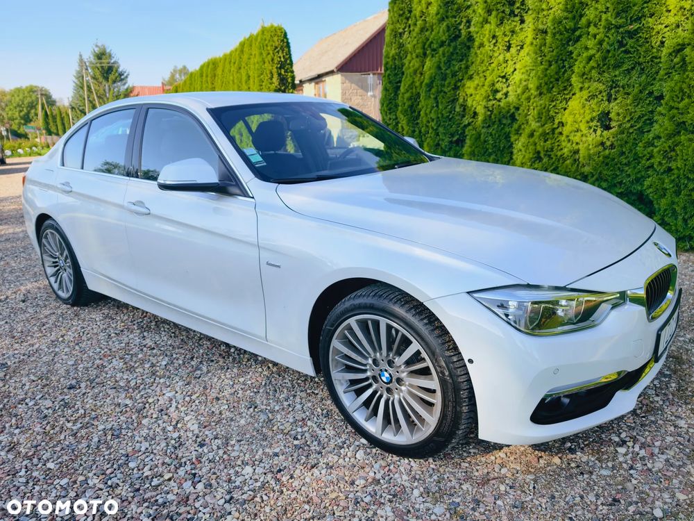 BMW Seria 3 320d xDrive Luxury Line - 18