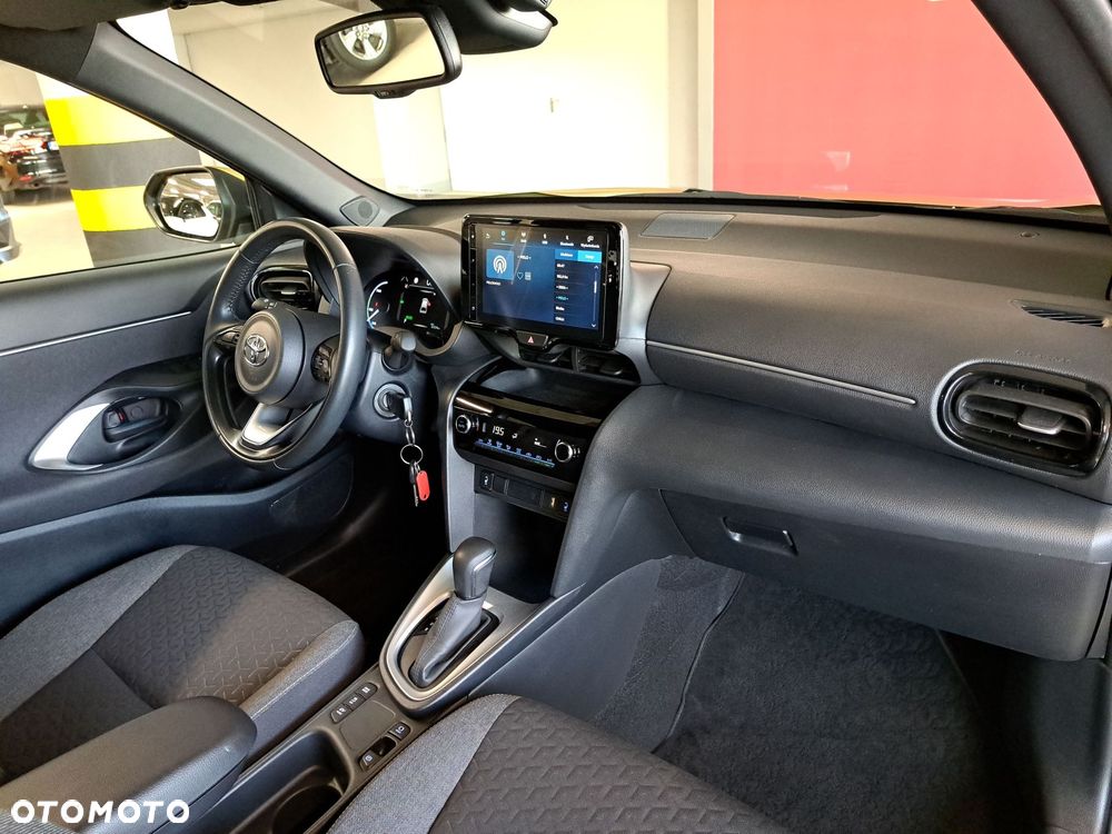 Toyota Yaris Cross Hybrid 1.5 Comfort - 17