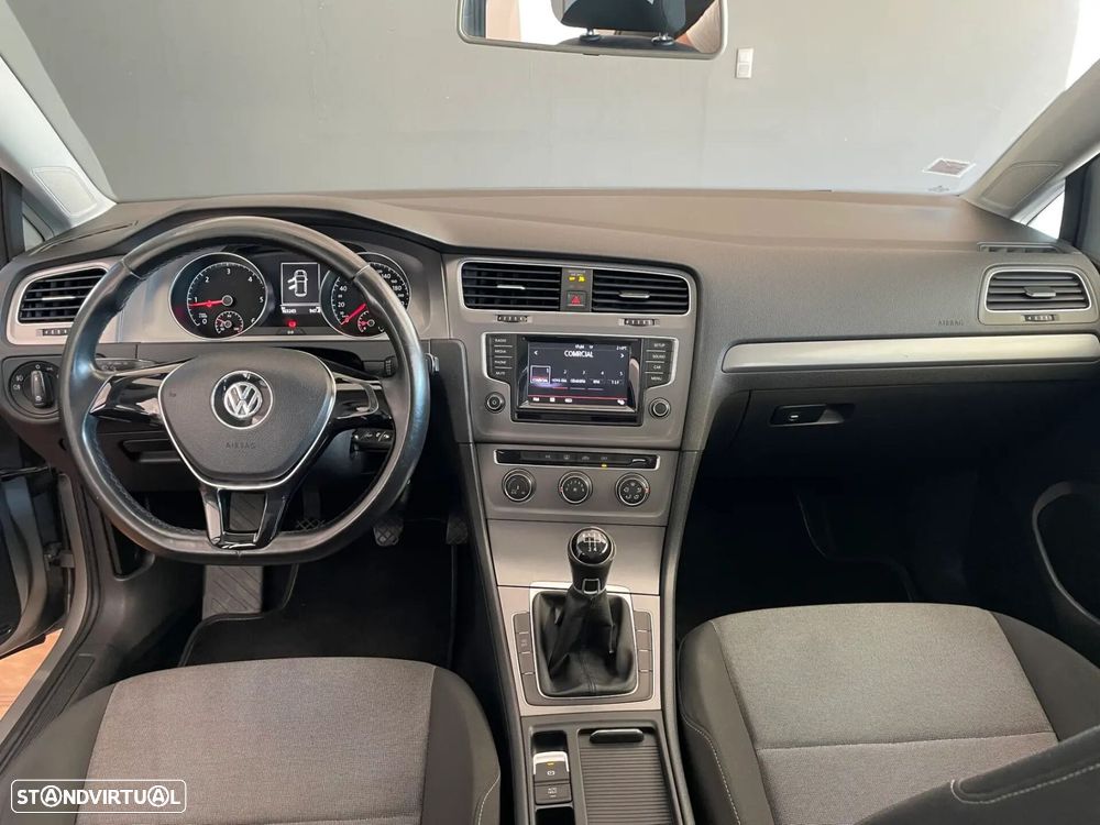 VW Golf - 18