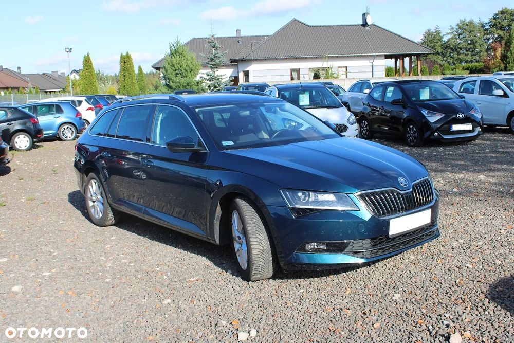 Skoda Superb 2.0 TDI Ambition DSG7 - 16