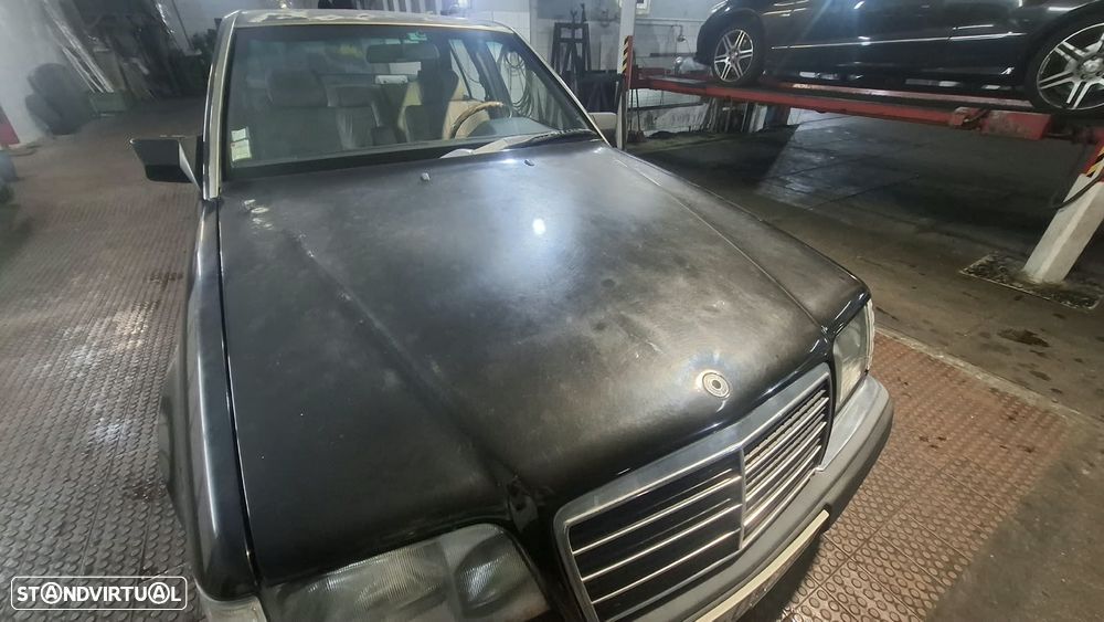 Mercedes-Benz W124 (1984-1997) 250 D Turbo - 10
