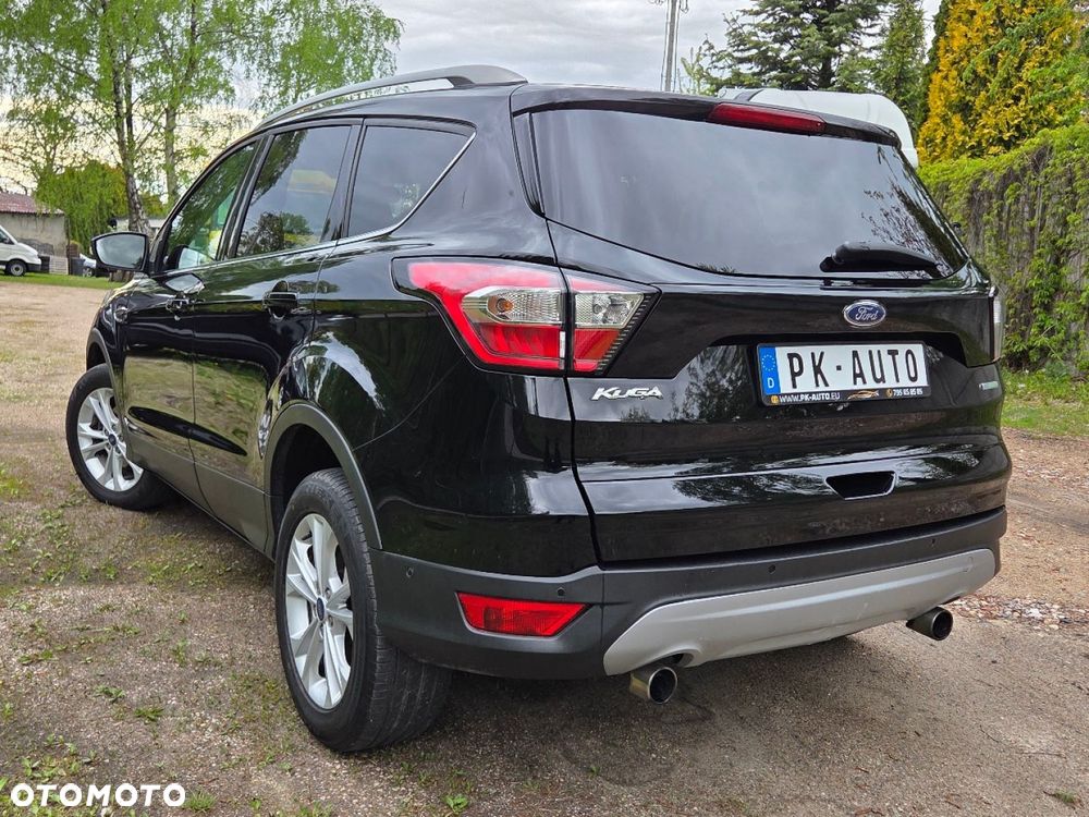 Ford Kuga 1.5 EcoBoost 2x4 Titanium - 4