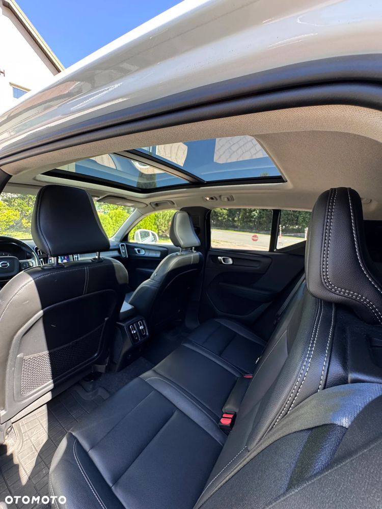 Volvo XC 40 D3 AWD Inscription - 24
