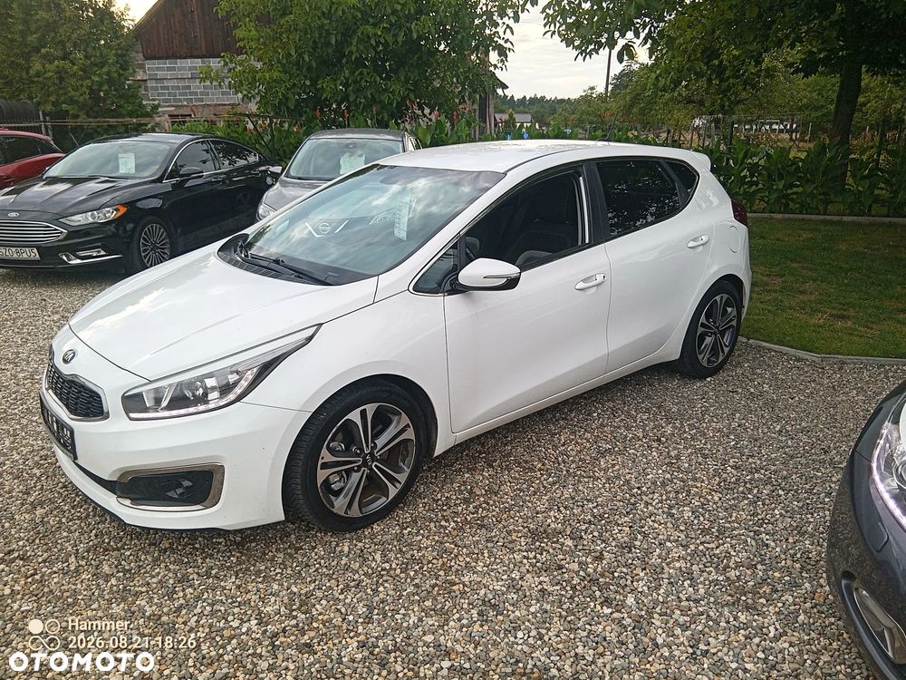 Kia Ceed 1.6 CRDi 136 ISG Edition 7 - 8