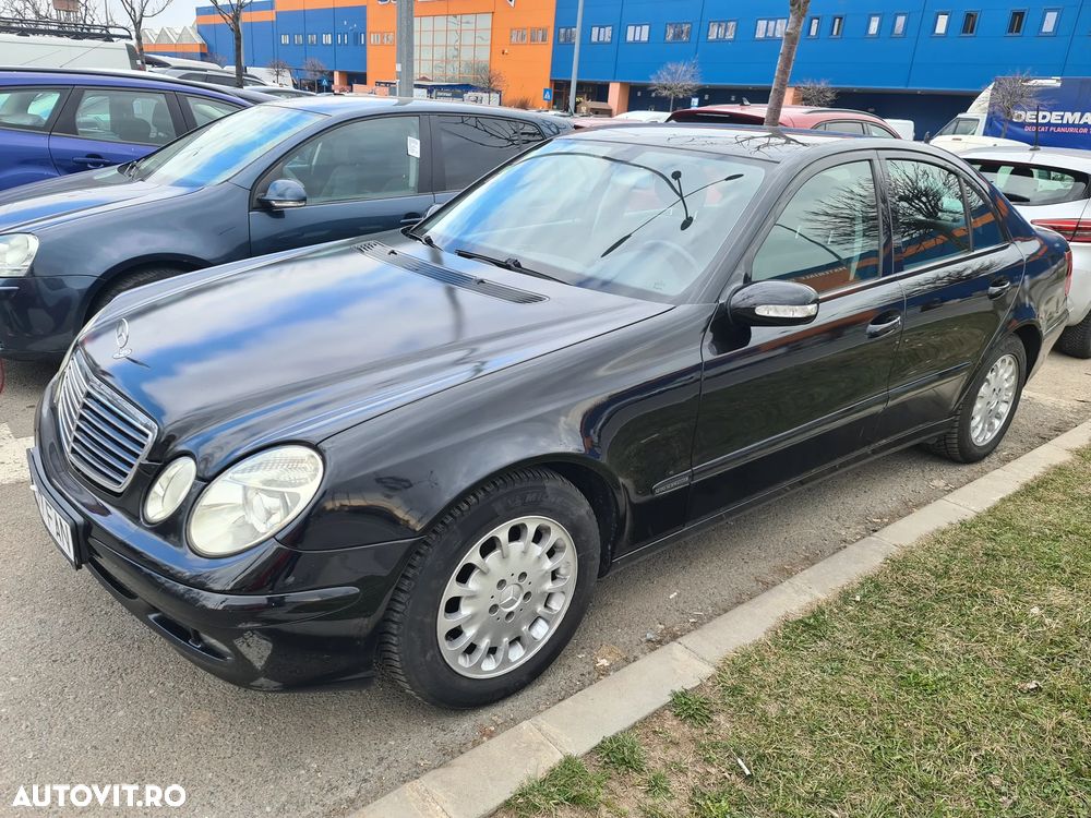 Mercedes-Benz E 200 KOMPRESSOR Elegance - 23