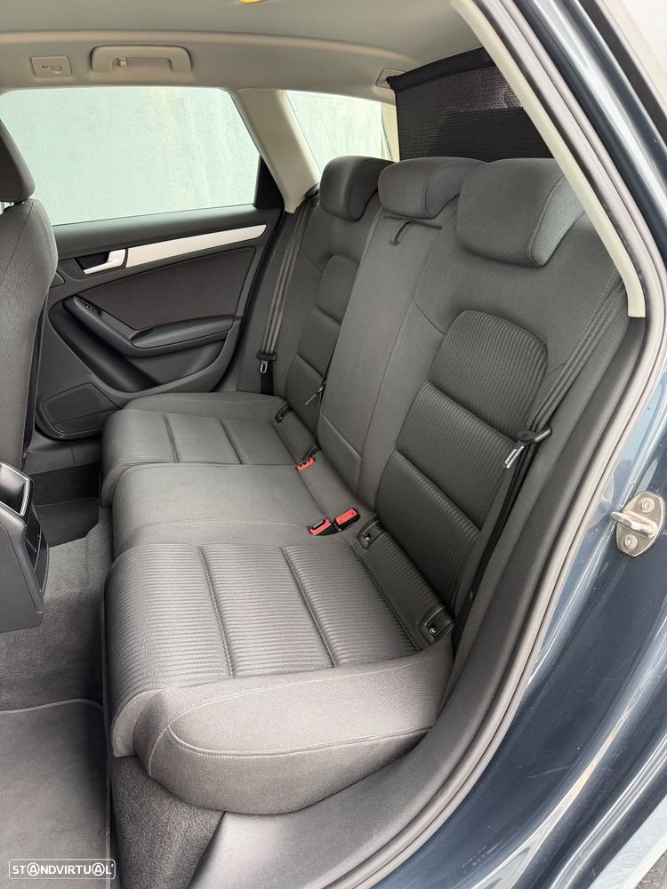 Audi A4 Avant 2.0 TDI - 28