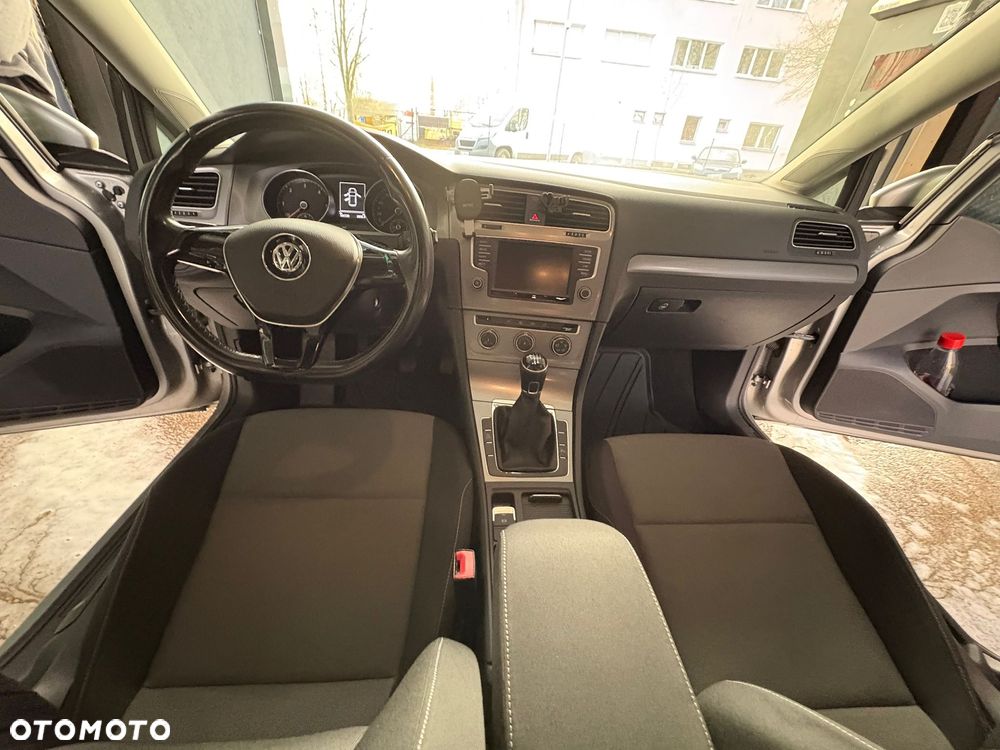 Volkswagen Golf 1.6 TDI BlueMotion Comfortline - 6