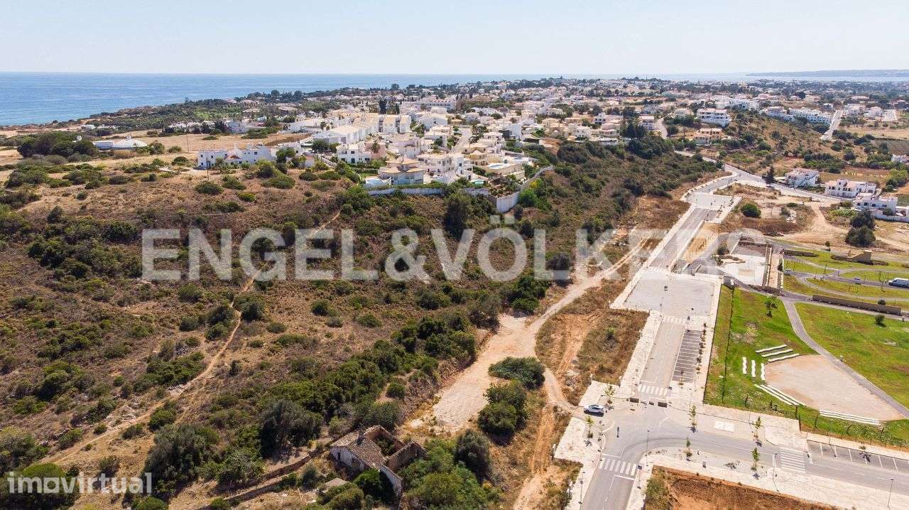Terreno para construção de apartamentos turísticos - Grande imagem: 3/4