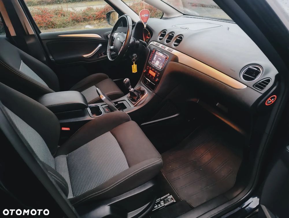 Ford S-Max 2.0 TDCi Trend - 14