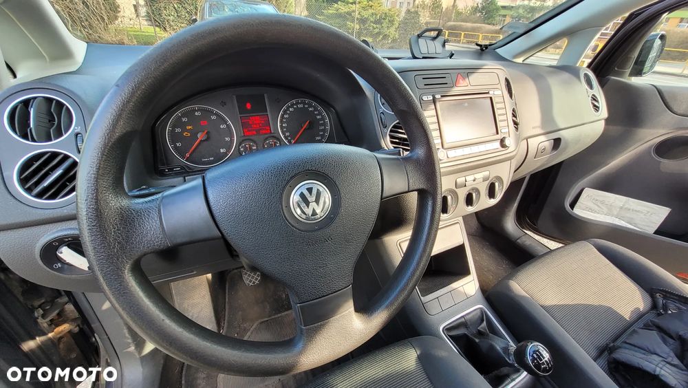 Volkswagen Golf Plus 1.6 FSI Comfortline - 17
