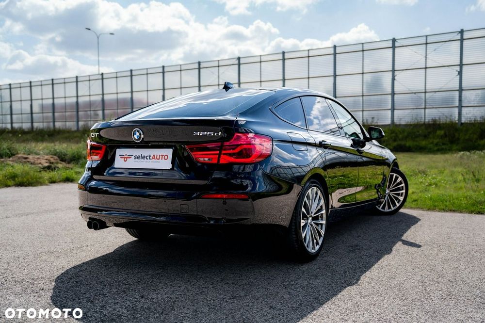 BMW 3GT 325d Sport Line - 7