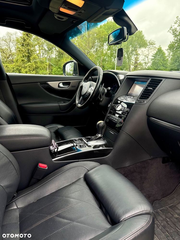 Infiniti QX70 3.0d S Premium - 16