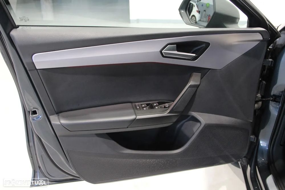 SEAT Leon 2.0 TDI FR - 5