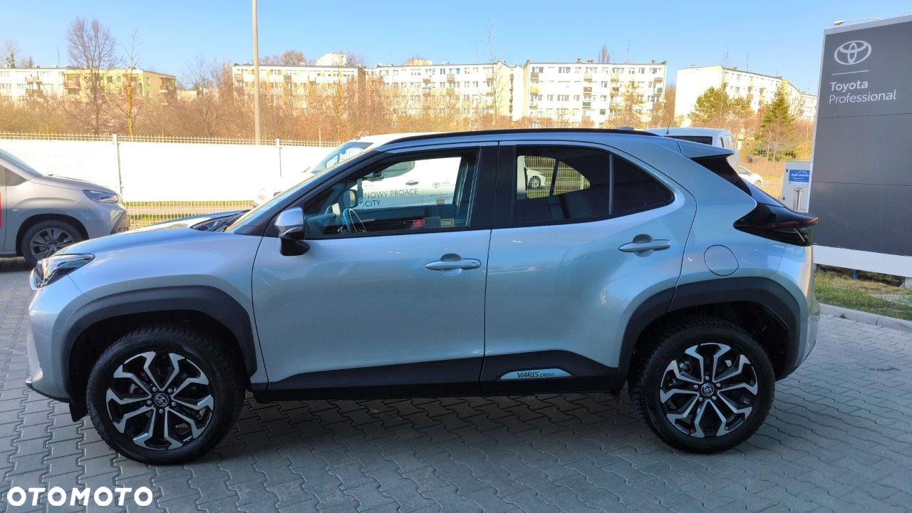Toyota Yaris Cross - 3