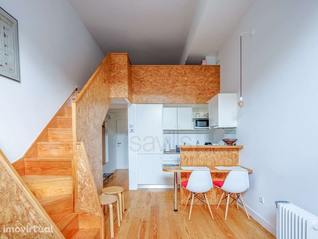 Apartamento T0 com terraço na baixa do Porto - Grande imagem: 2/24