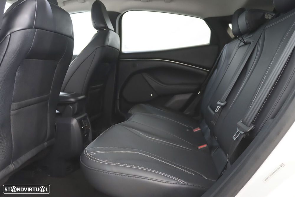 Ford Mustang Mach-E - 9