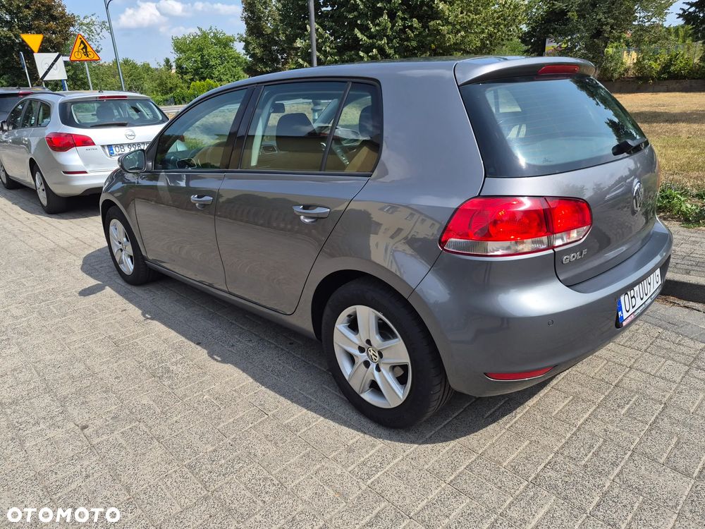 Volkswagen Golf 1.6 Comfortline - 12